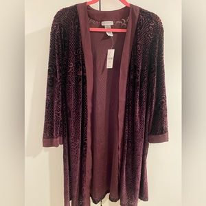 Burgundy duster